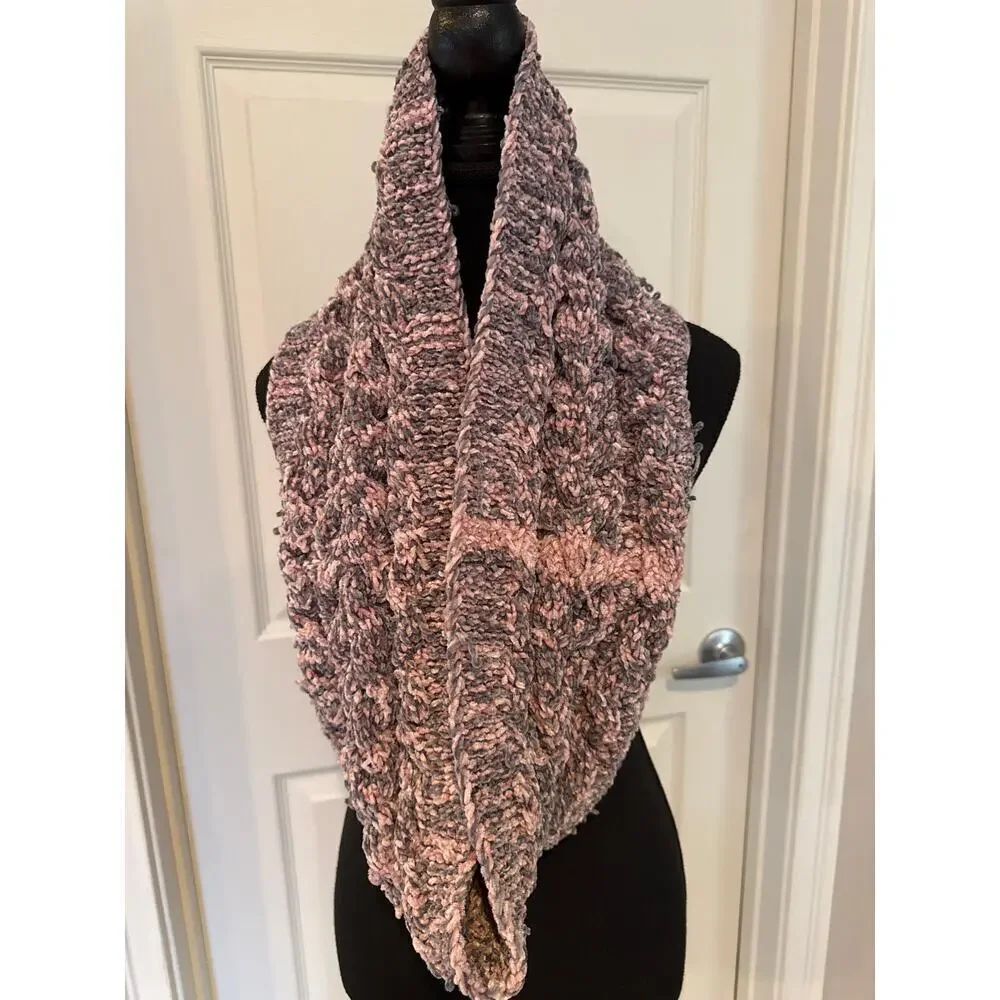 Steve Madden Pastel Colored Infinity Knitted Scarf